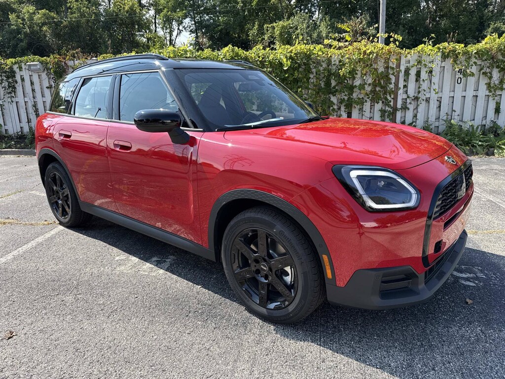New 2026 MINI Countryman Signature Plus SUV
