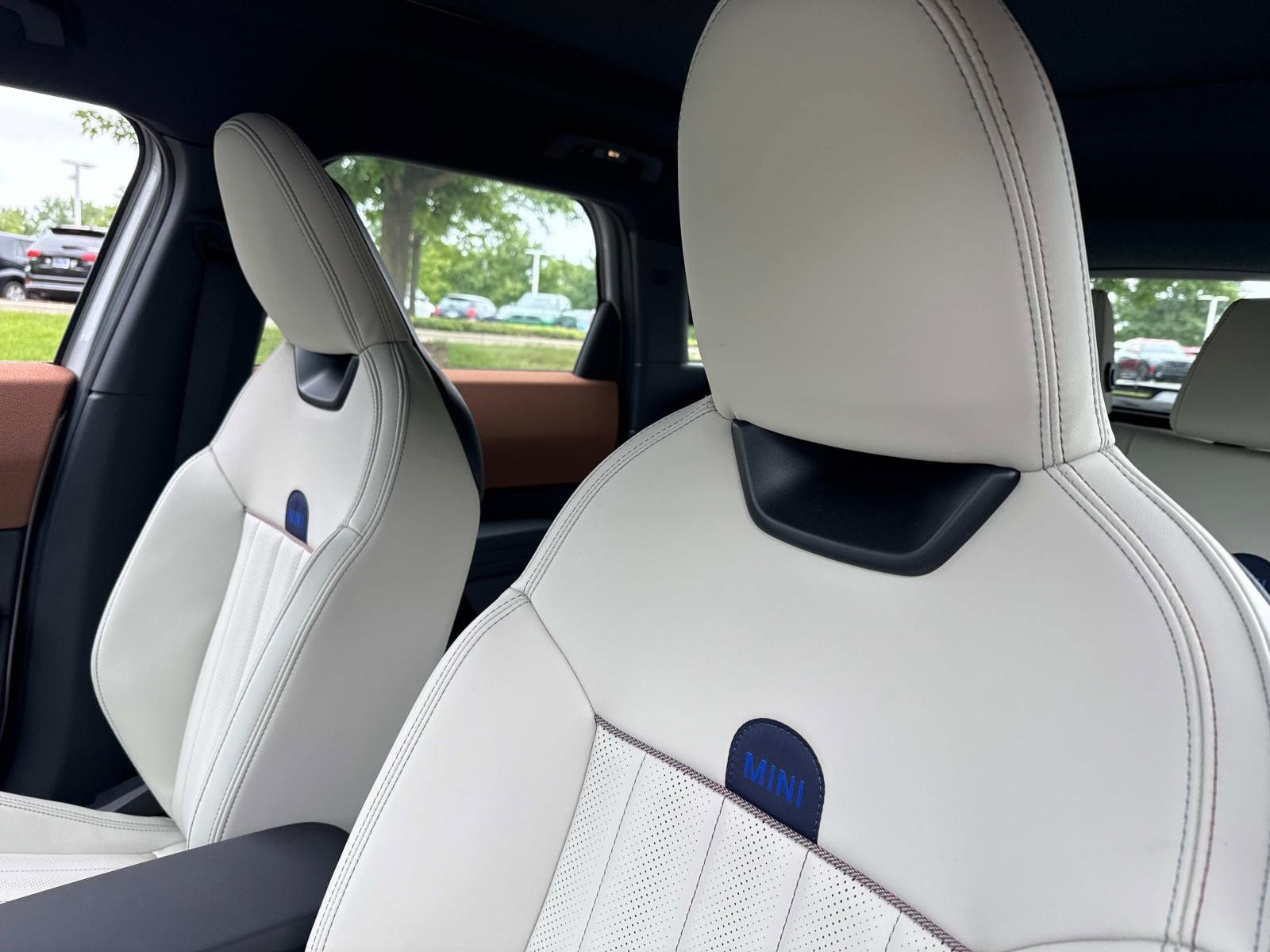 2025 MINI Countryman S - Photo 22