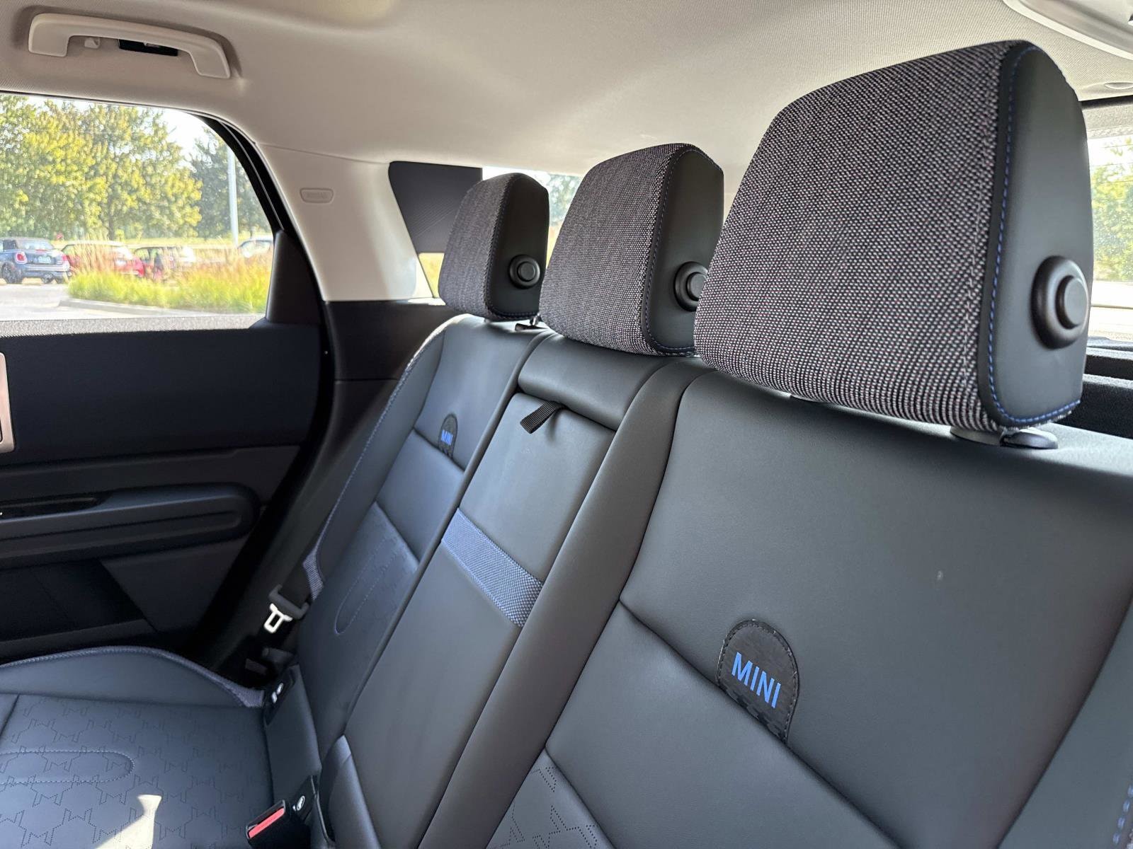 2025 MINI Countryman S - Photo 14