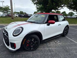 2025 MINI Hardtop 2 Door Iconic Hatchback