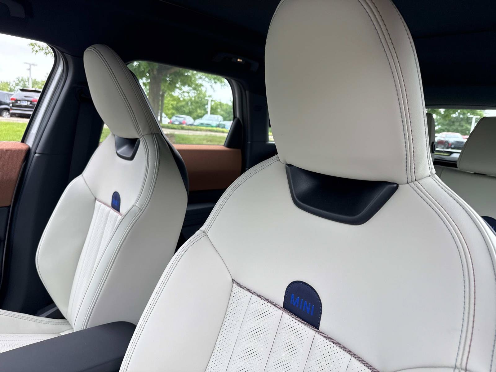 2025 MINI Countryman S - Photo 22