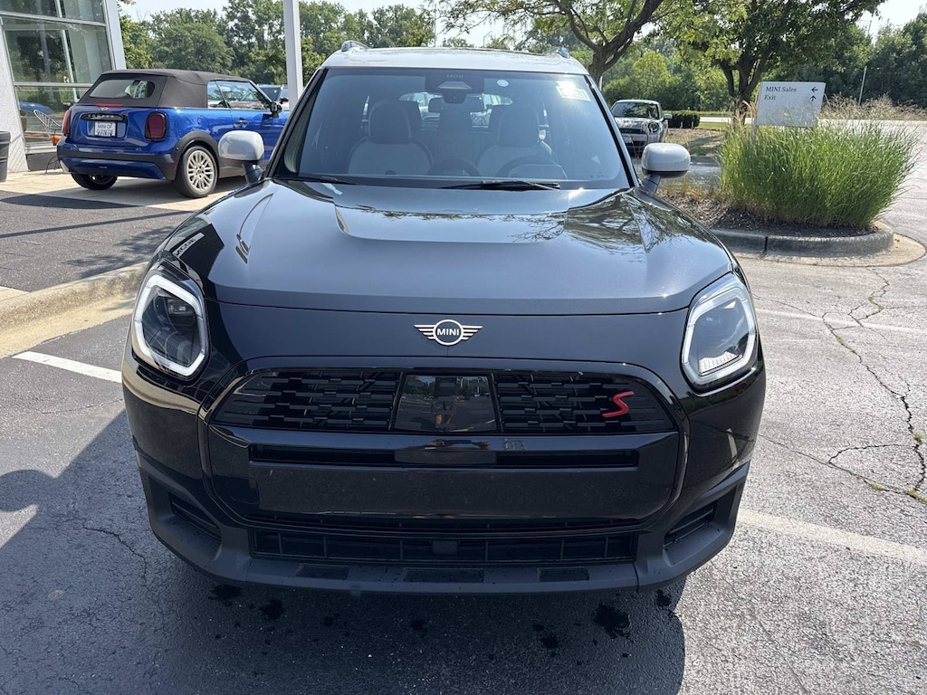 New 2027 MINI Countryman Signature Plus SUV