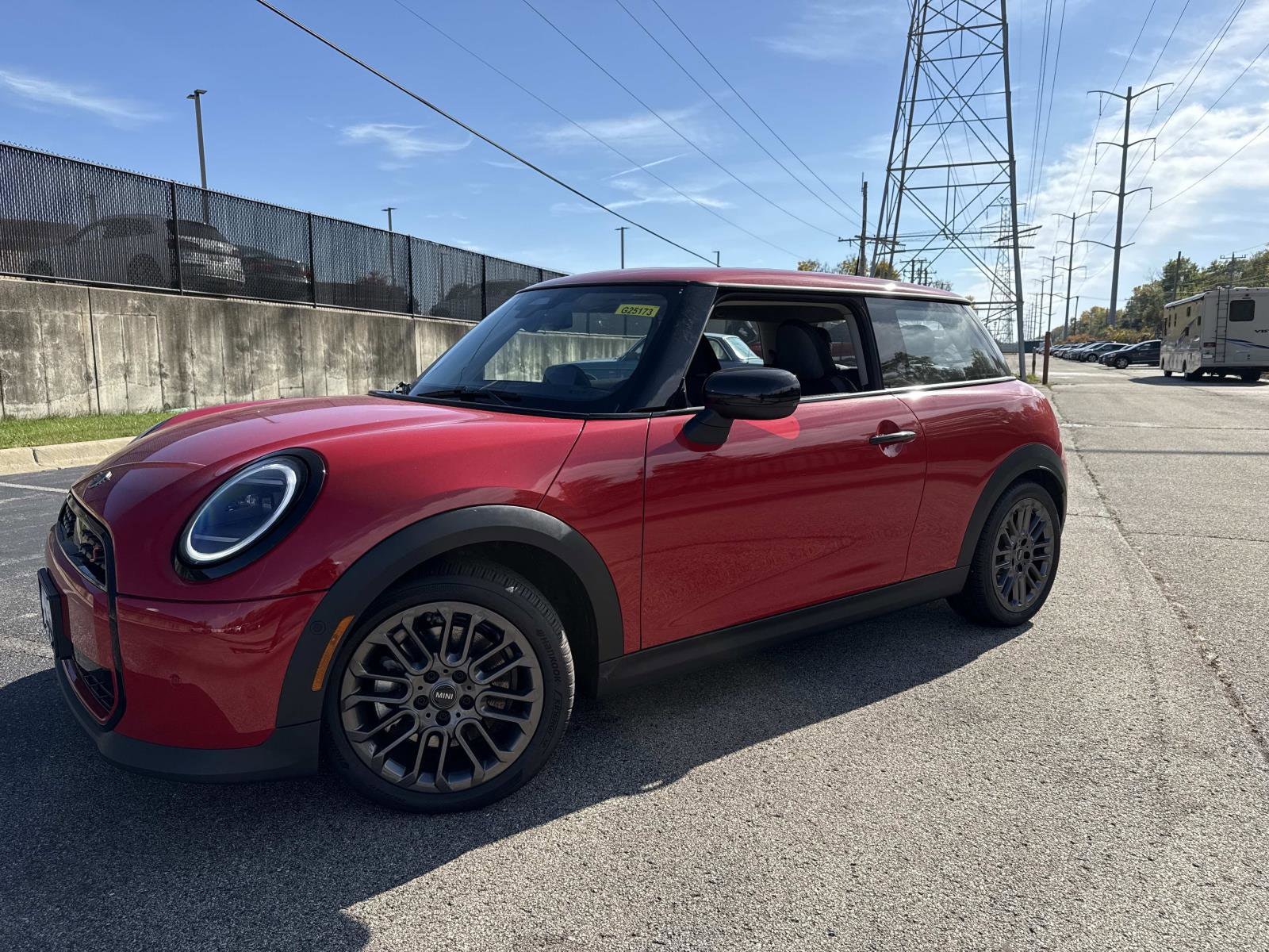 2025 MINI Hardtop 2 Door S's photo