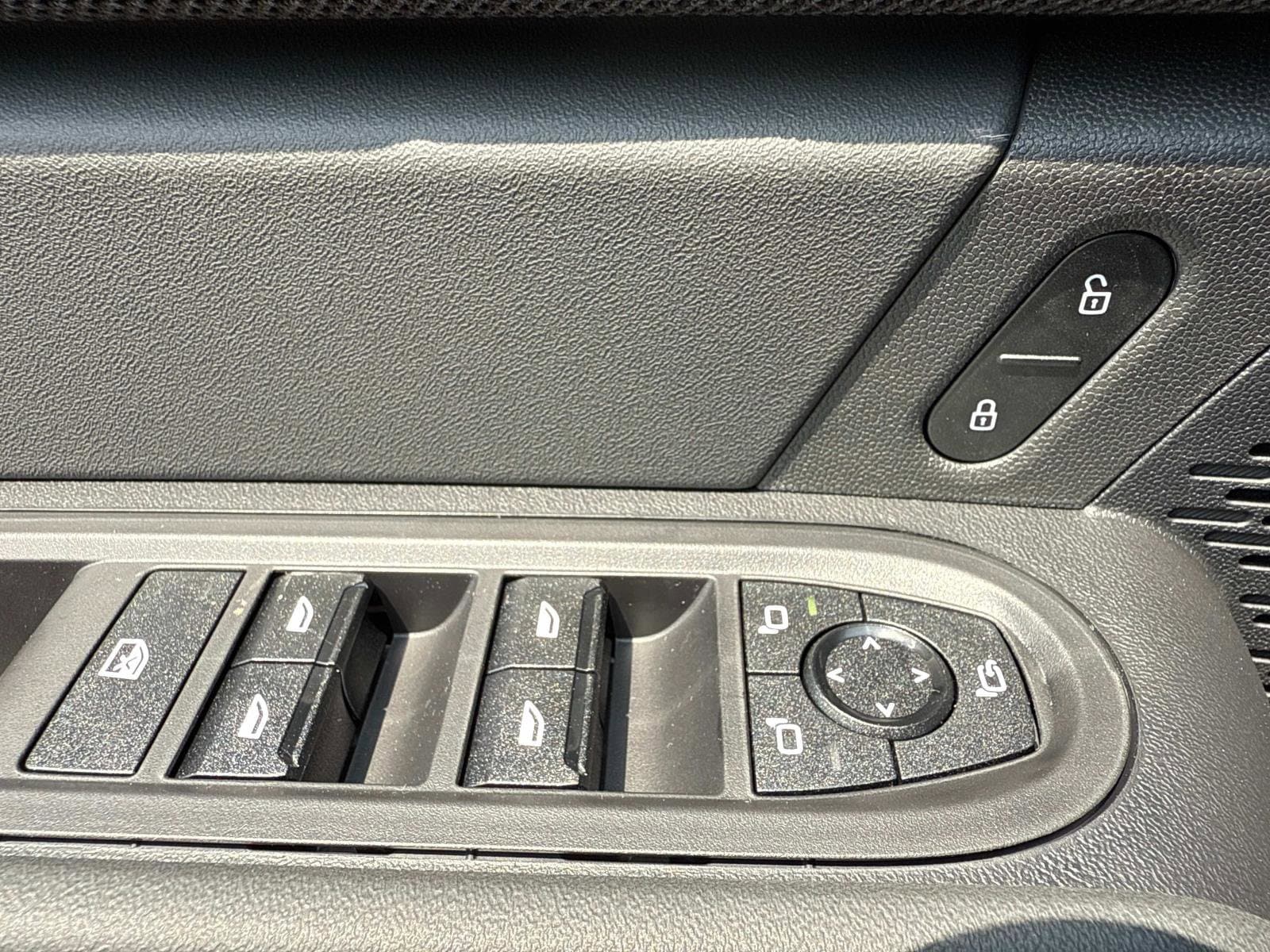 2025 MINI Countryman S - Photo 23