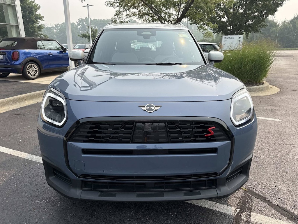 New 2027 MINI Countryman Signature Plus SUV