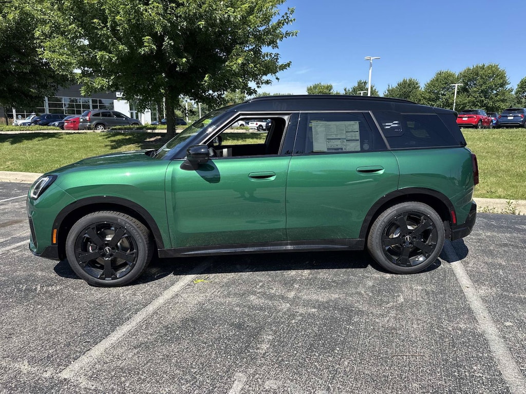 New 2027 MINI Countryman Iconic SUV