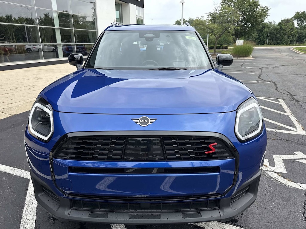 New 2027 MINI Countryman Signature Plus SUV