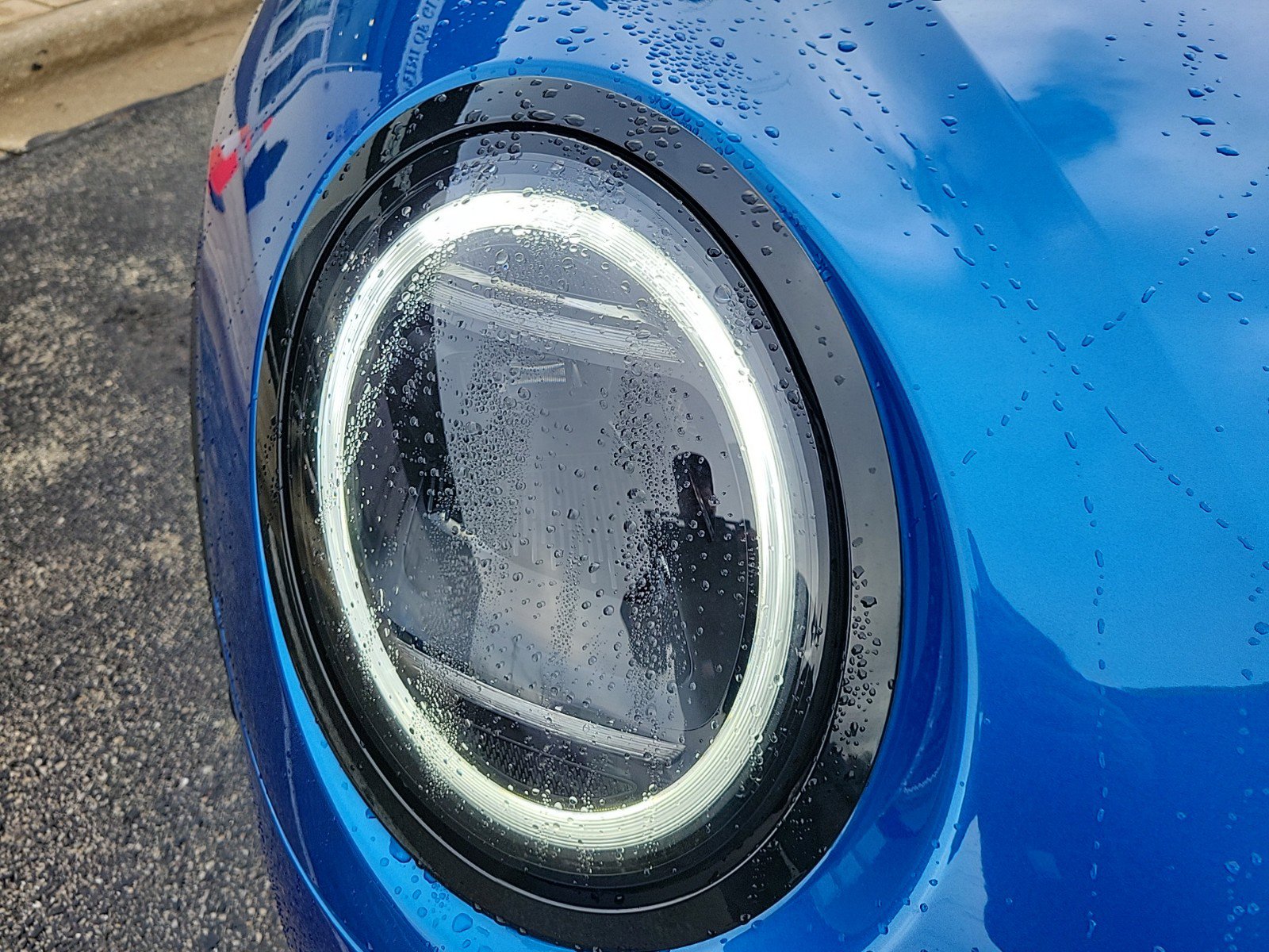 2025 Mini Cooper 2 Door Hardtop Iconic photo 4