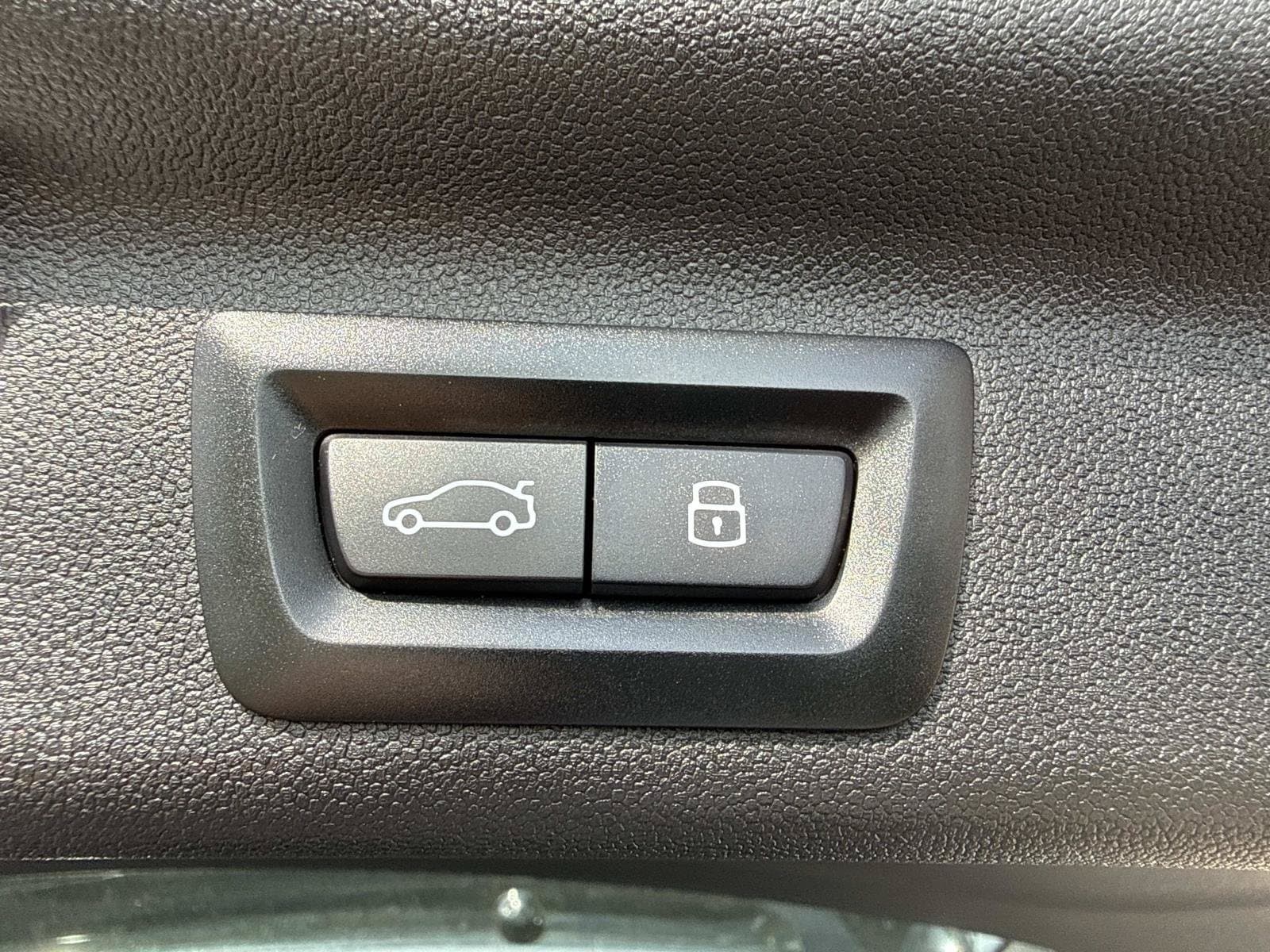 2025 MINI Countryman S - Photo 11