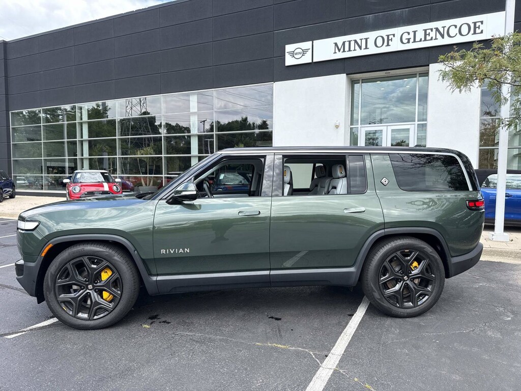 Used 2023 Rivian R1S Adventure Adventure Quad-Motor Large Pack