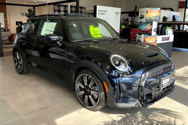 2019 MINI Cooper S - BLACKED OUT 