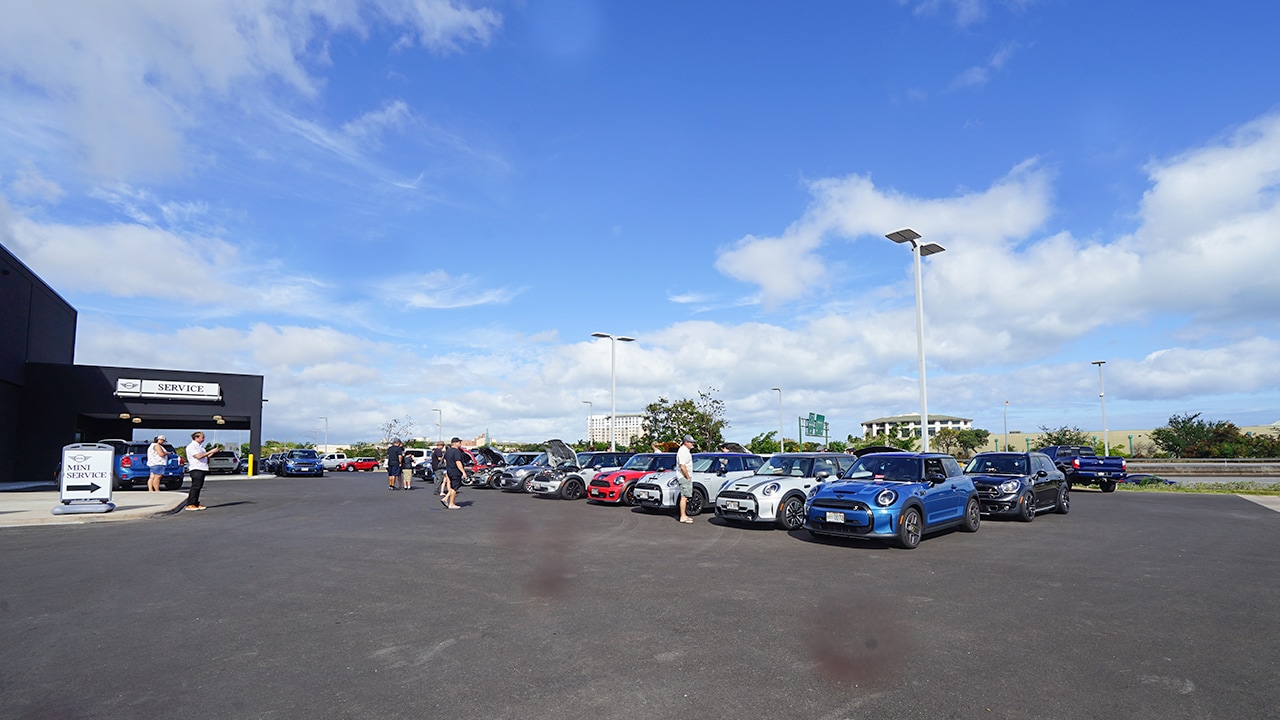 MINI OF HAWAII NOW IN KAPOLEI MINI of Hawaii