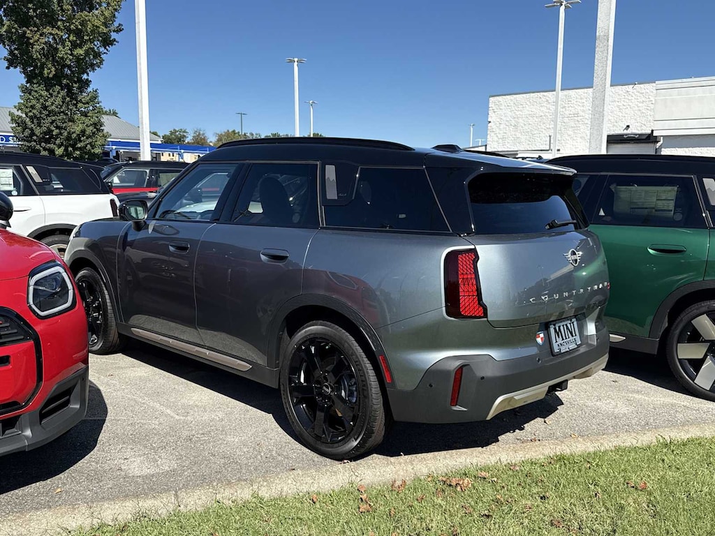 New 2026 MINI Countryman Iconic SUV