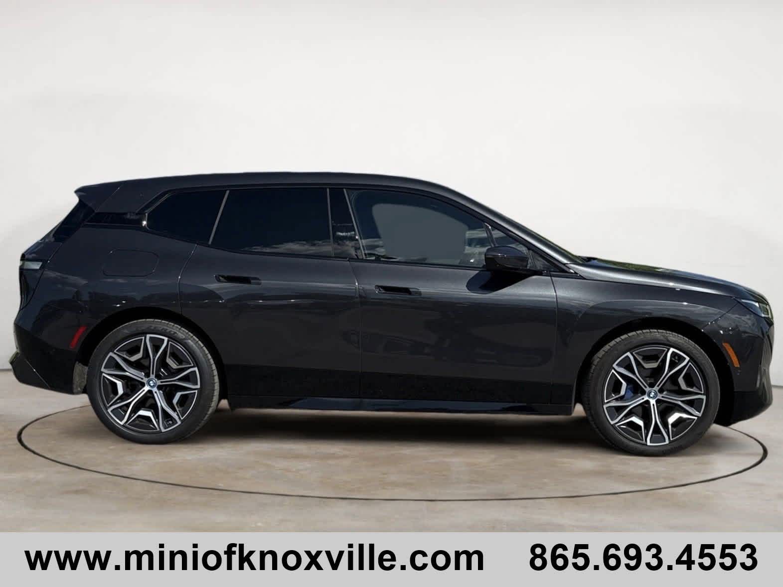 Used 2024 BMW iX Base with VIN WB523CF07RCN34662 for sale in Knoxville, TN