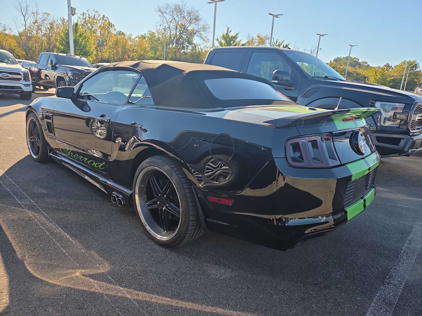 2014 Ford Mustang GT Premium Convertible photo 3