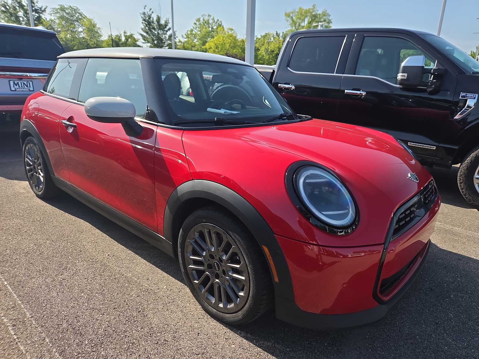 2025 MINI Hardtop Cooper S's photo