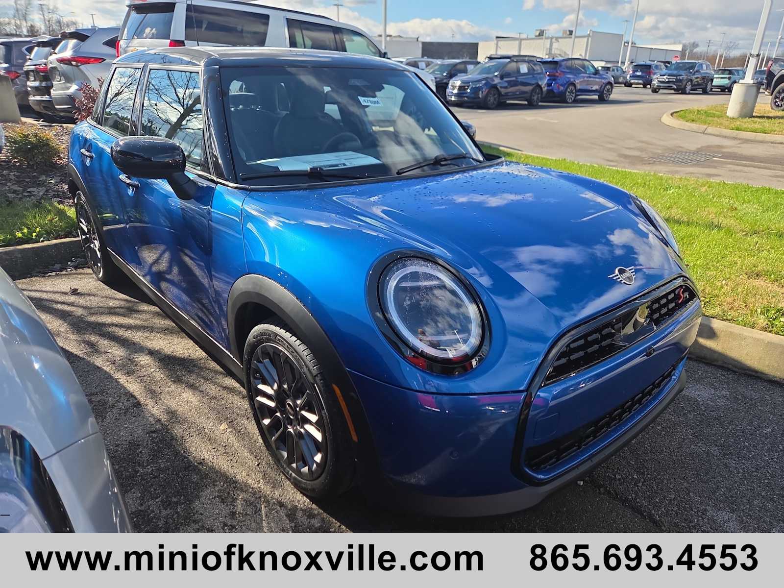 2026 MINI Hardtop 4 Door S's photo