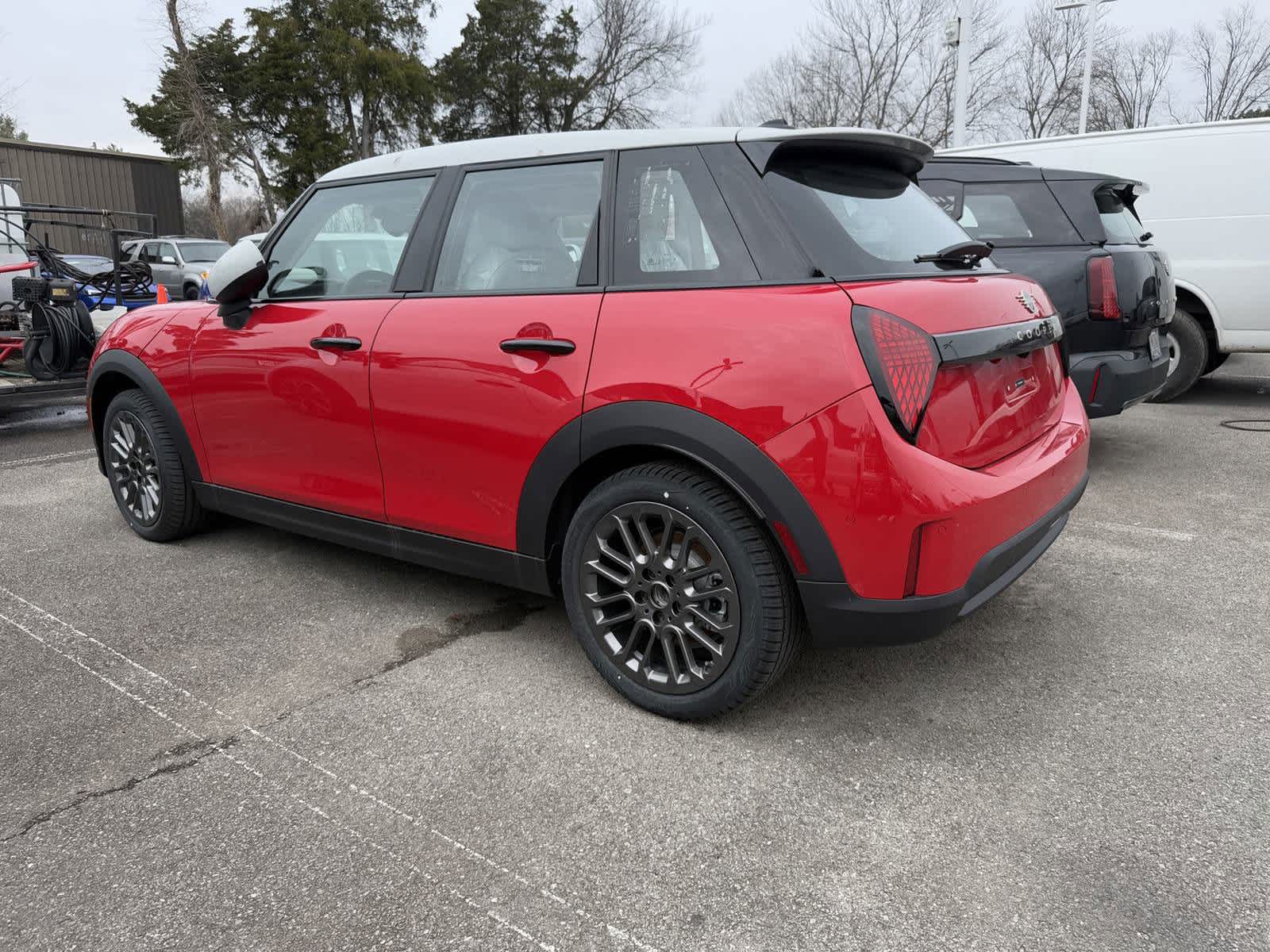 2025 Mini Cooper Signature photo 4