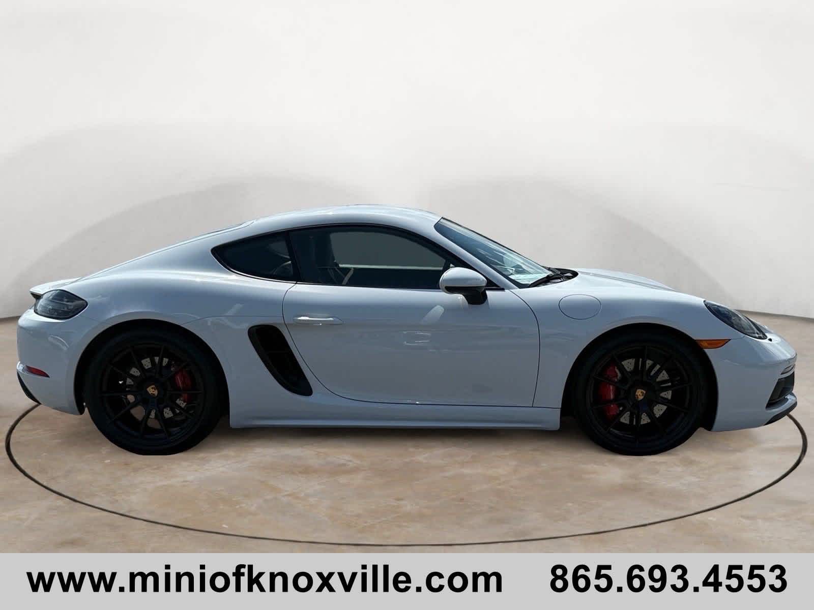 2023 Porsche Cayman GTS 4.0 photo 2