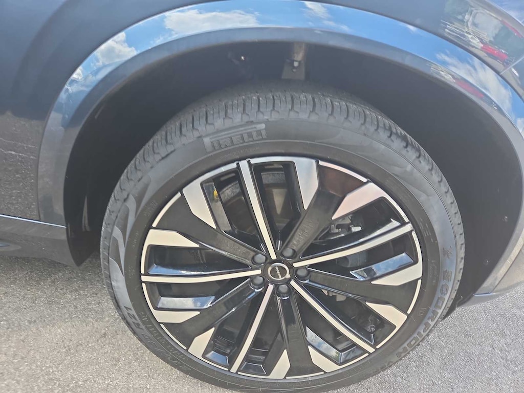 Used 2025 Volvo XC90 Ultra SUV