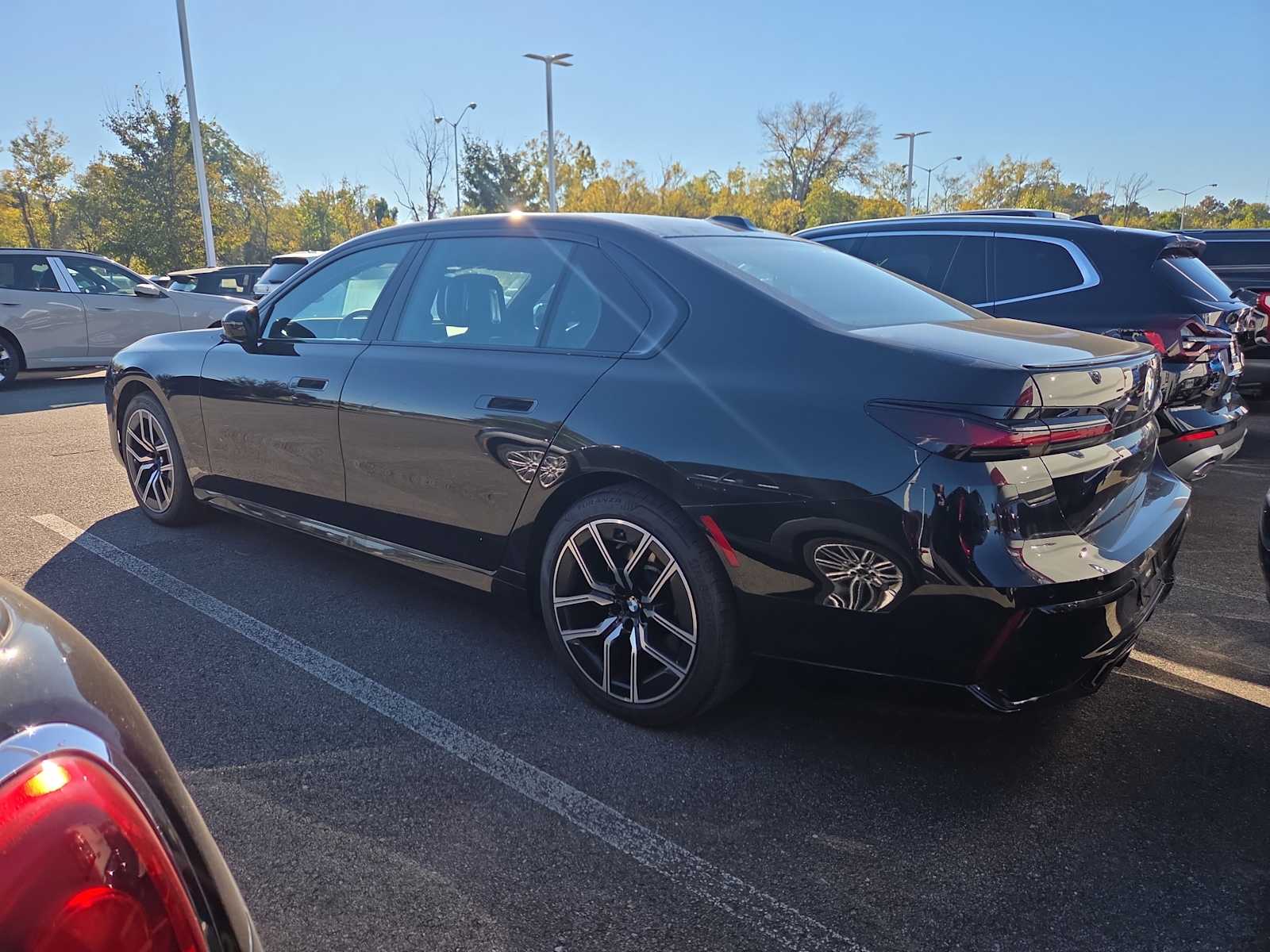2023 Bmw 740i Sedan photo 3