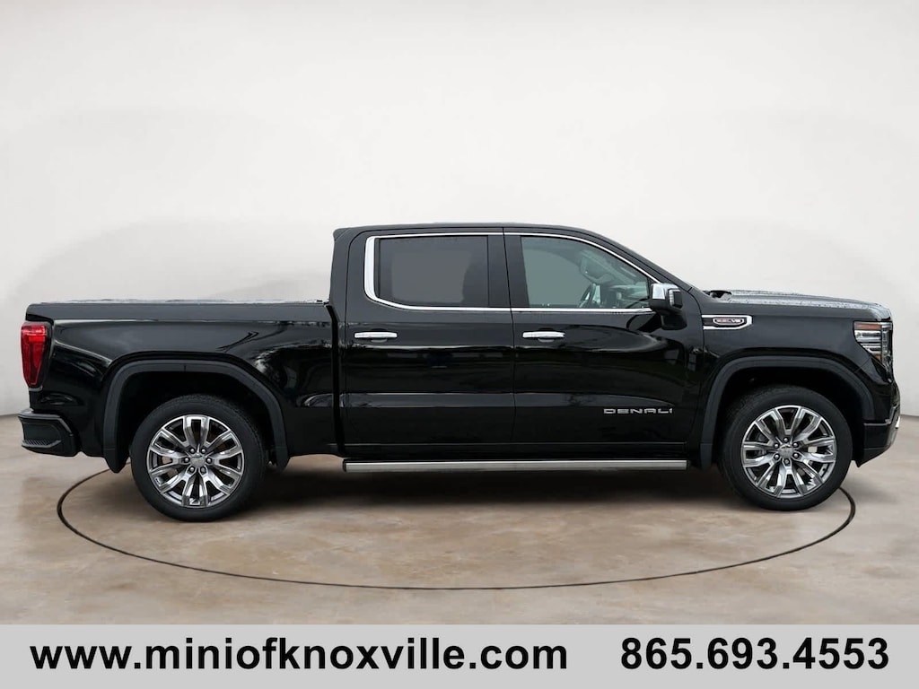 Used 2022 GMC Sierra 1500 Denali 4WD Crew Cab 147 Truck Crew Cab
