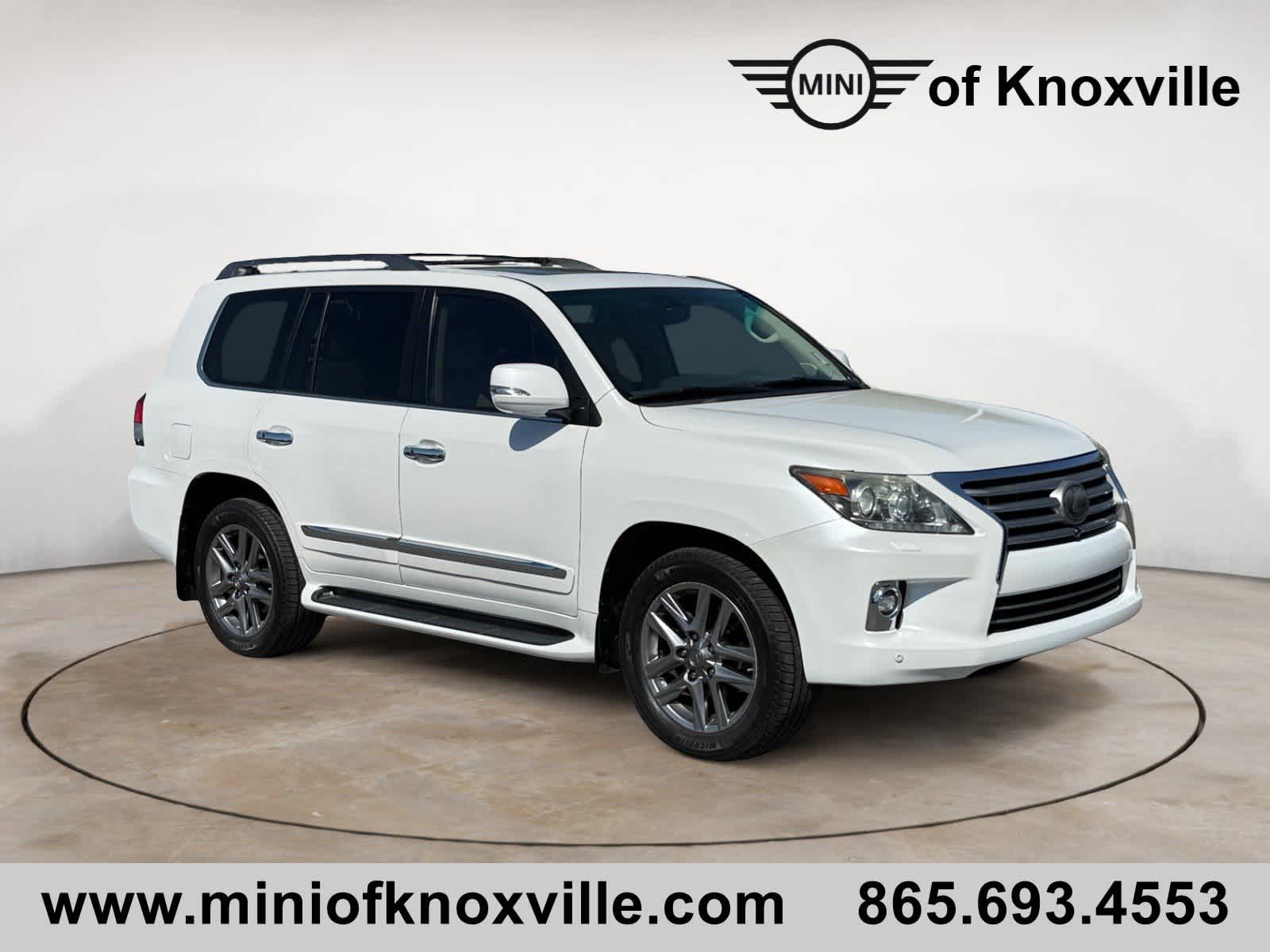 2014 Lexus LX 600 570's photo