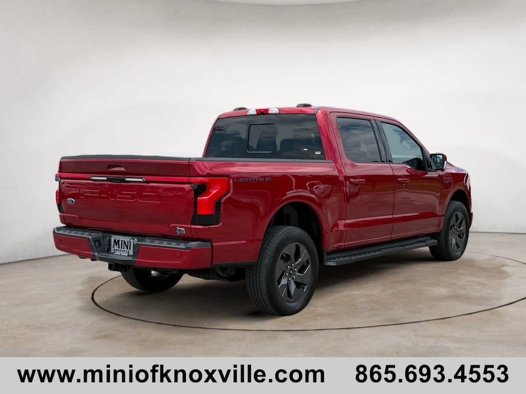 Used 2023 Ford F-150 Lightning Lariat 4WD Supercrew 5.5 Box Truck SuperCrew Cab