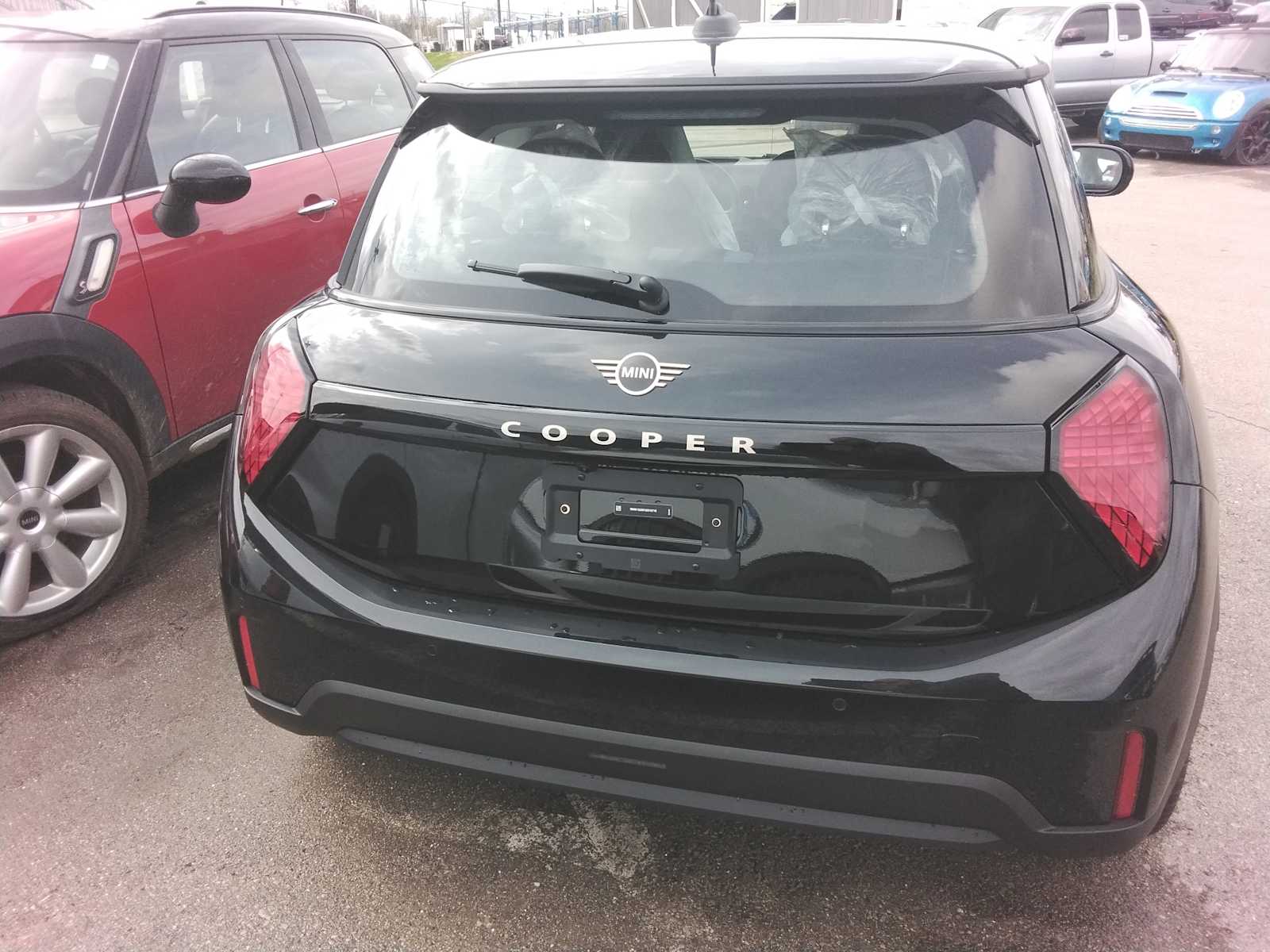 2025 Mini Cooper Hardtop 2 Door Signature photo 4