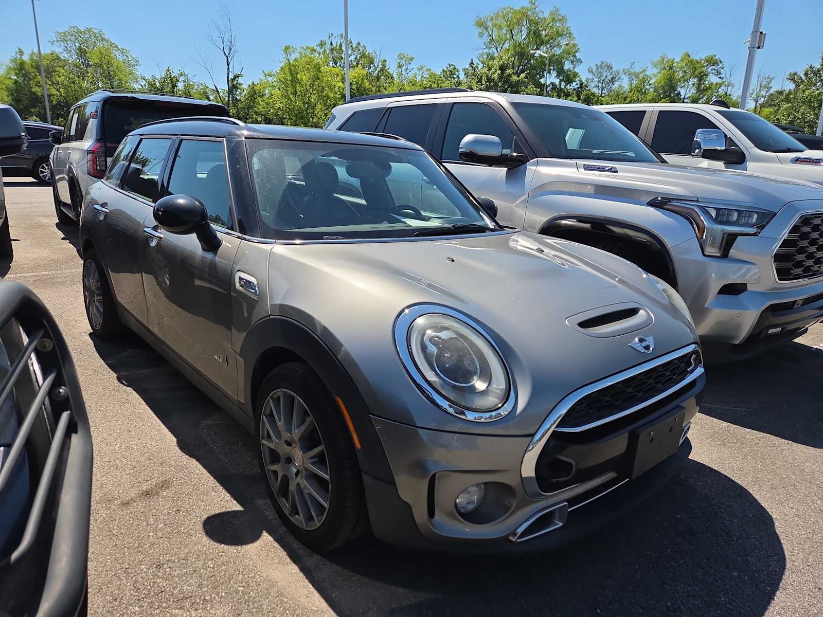 2017 MINI Clubman Cooper S ALL4's photo