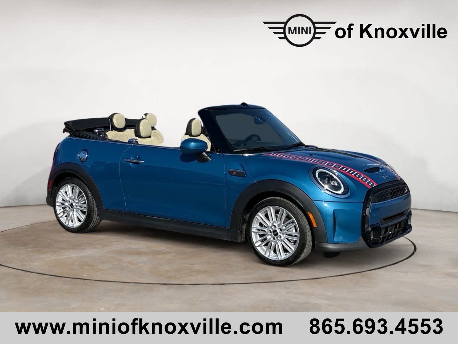2024 MINI Convertible S's photo