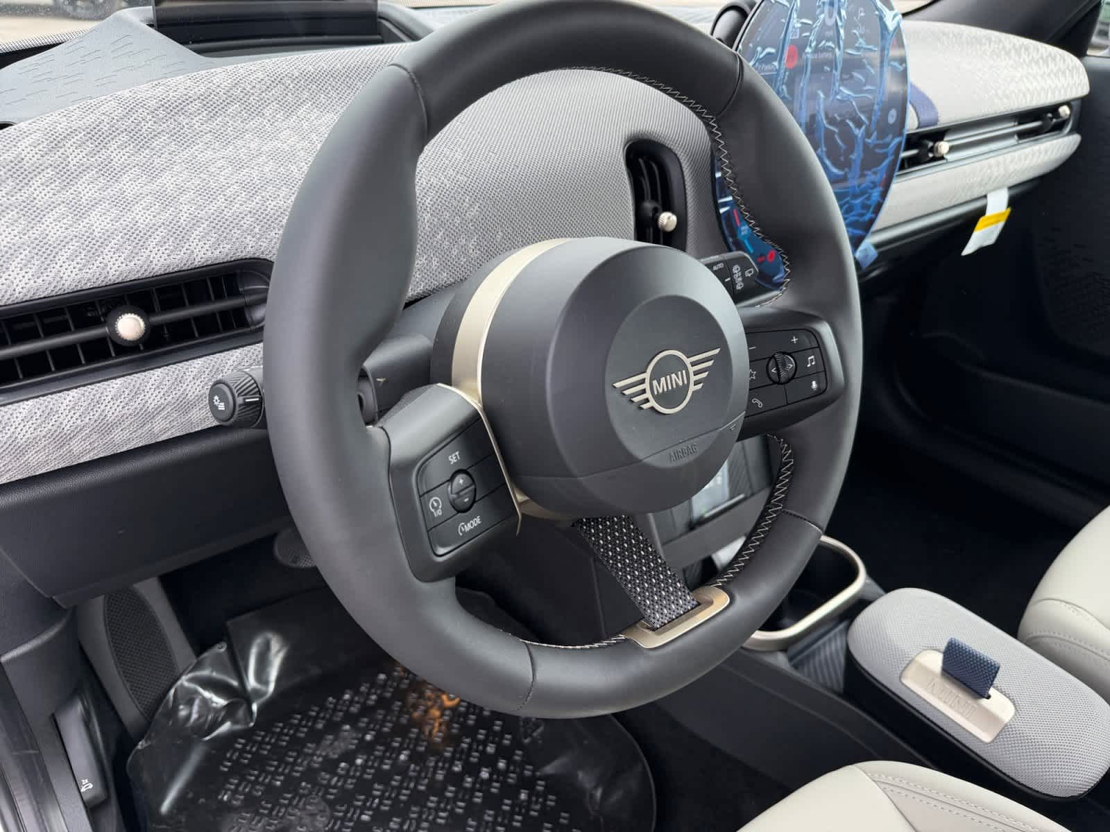 2026 MINI Hardtop 2 Door S - Photo 13