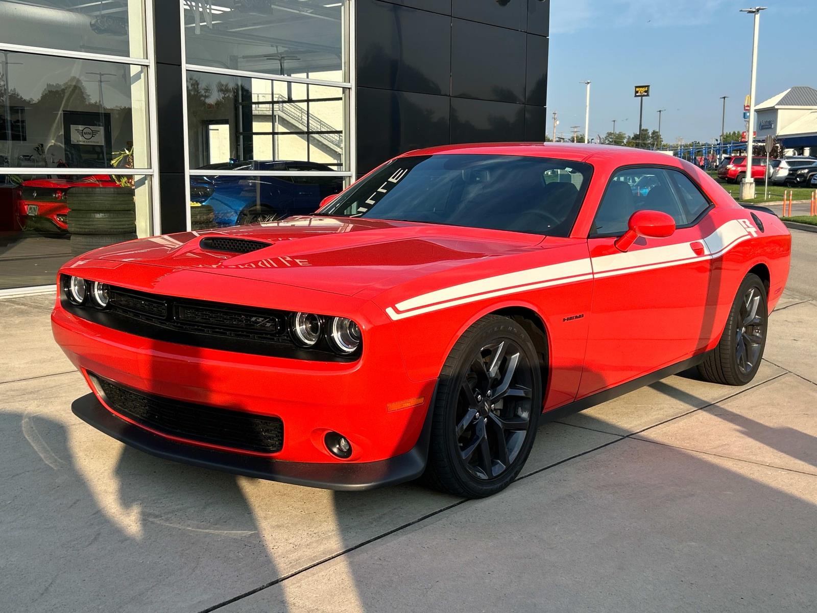 Used 2022 Dodge Challenger R/T with VIN 2C3CDZBT7NH206680 for sale in Knoxville, TN