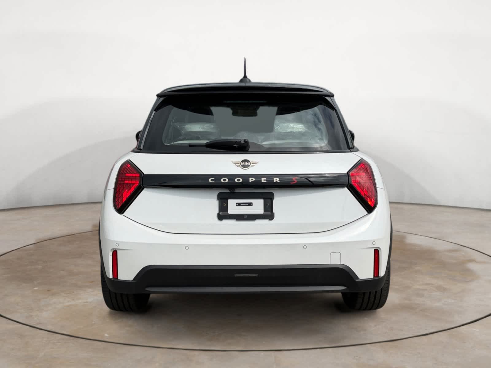 2026 MINI Hardtop 2 Door S - Photo 4