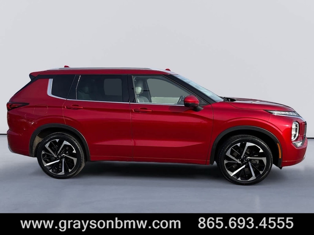 Used 2023 Mitsubishi Outlander SEL SUV