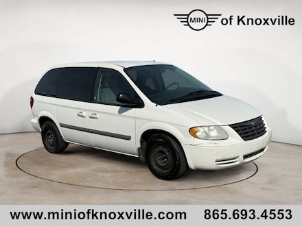 2006 Chrysler Town & Country Van