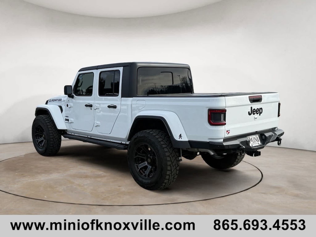 Used 2023 Jeep Gladiator Sport S 4x4 Truck Crew Cab