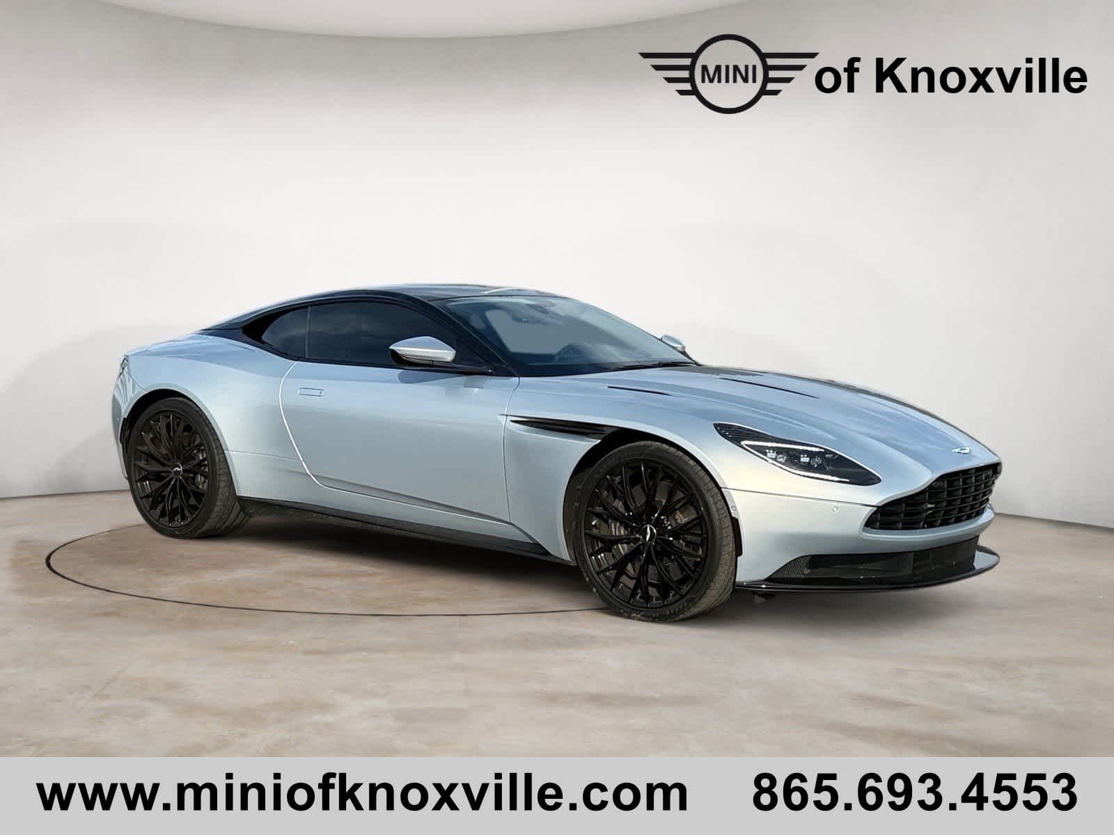 2019 Aston Martin DB11 AMR's photo