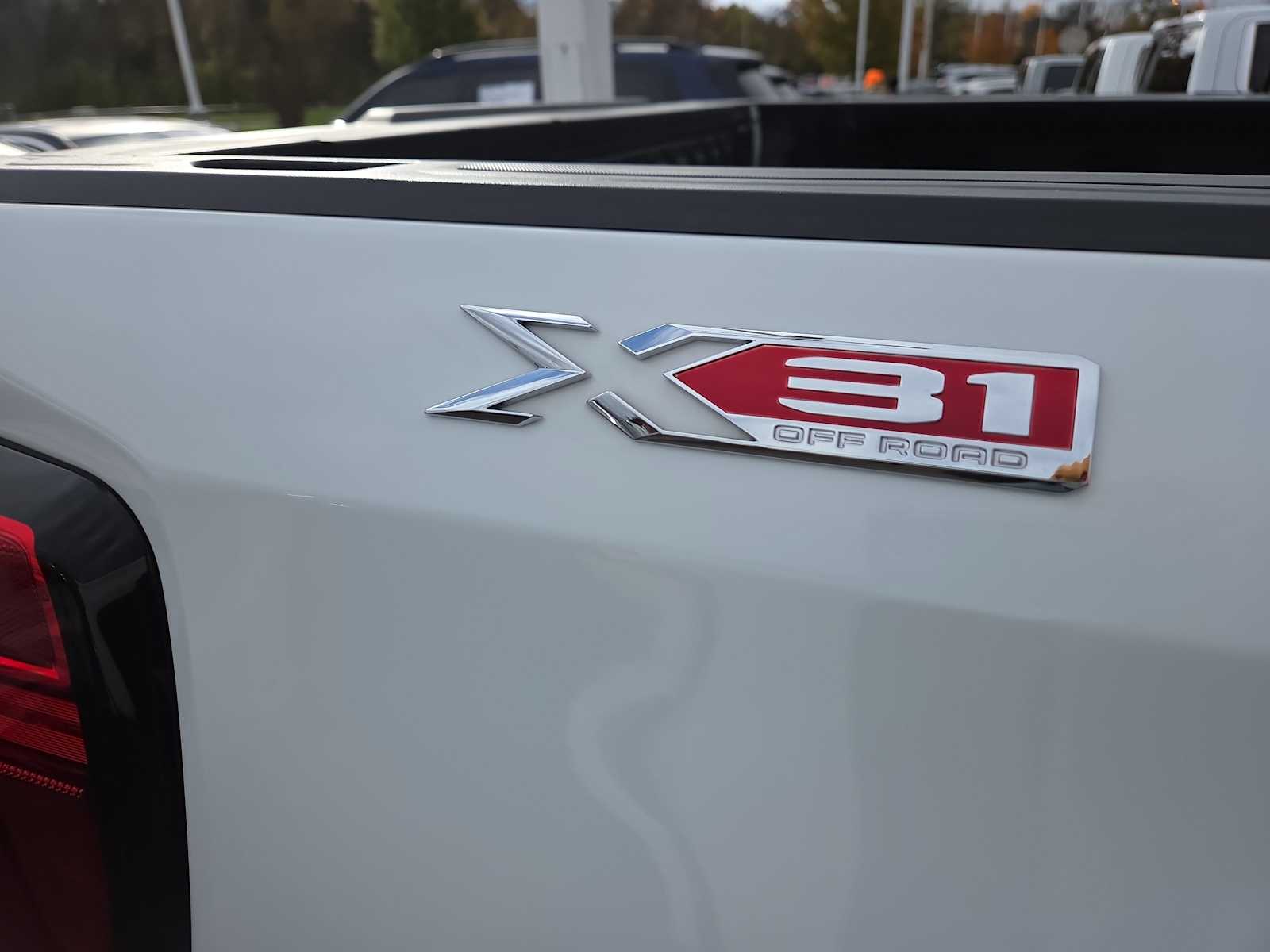 2023 Gmc Sierra 1500 SLT photo 2