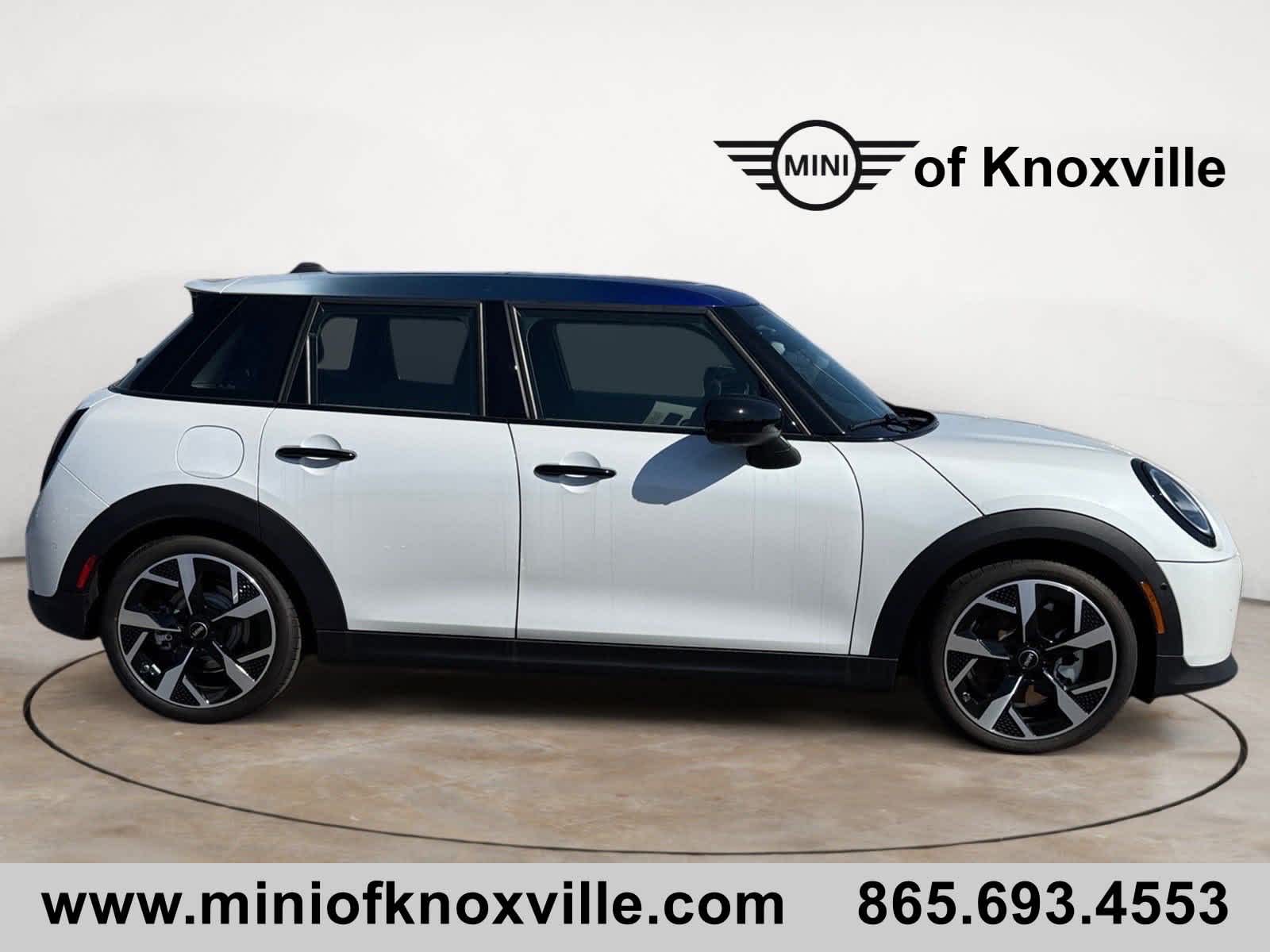 2025 Mini Cooper S Iconic photo 2