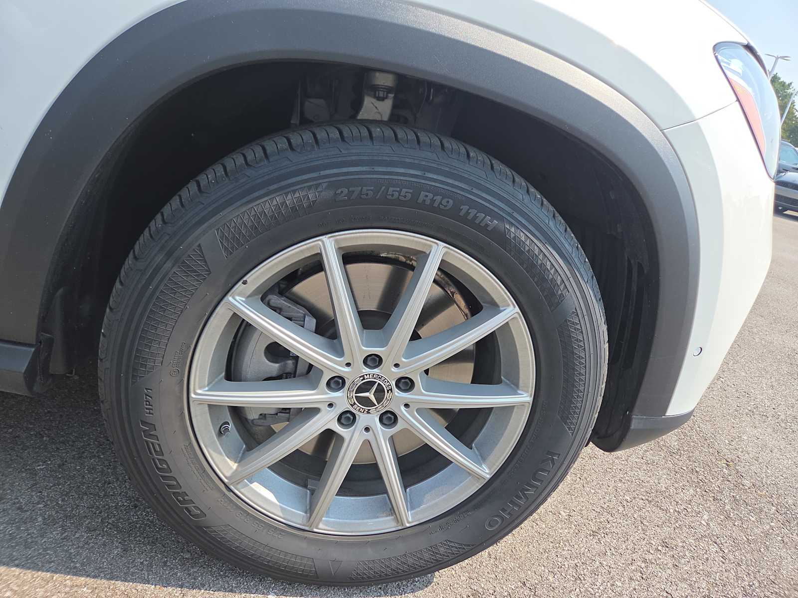 2024 Mercedes Benz GLE 450e photo 2