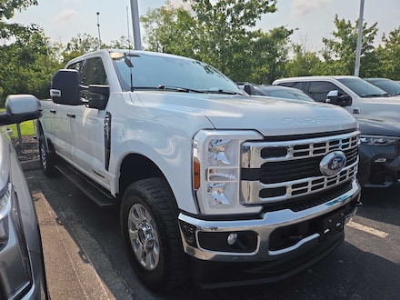 2024 Ford F-250 XLT 4WD Crew Cab 6.75 Box Truck Crew Cab