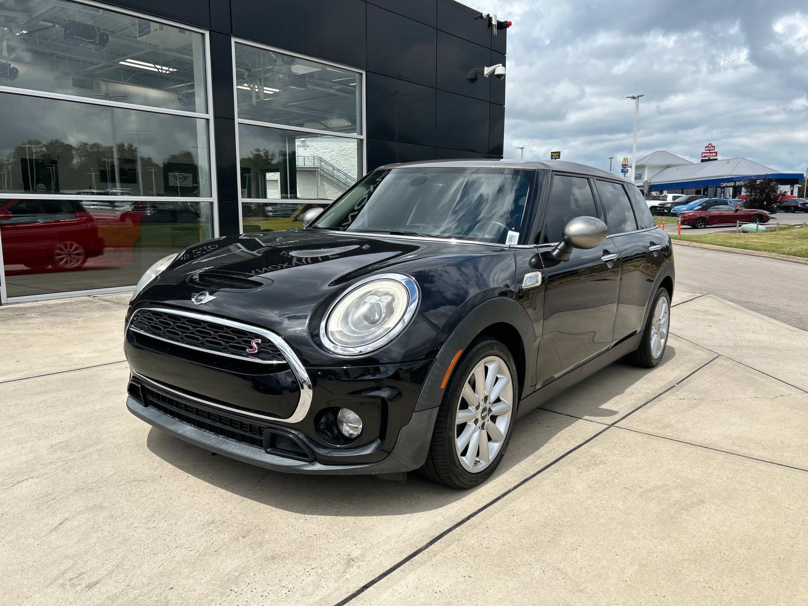 Used 2017 MINI Clubman S with VIN WMWLN9C5XH2E48563 for sale in Knoxville, TN