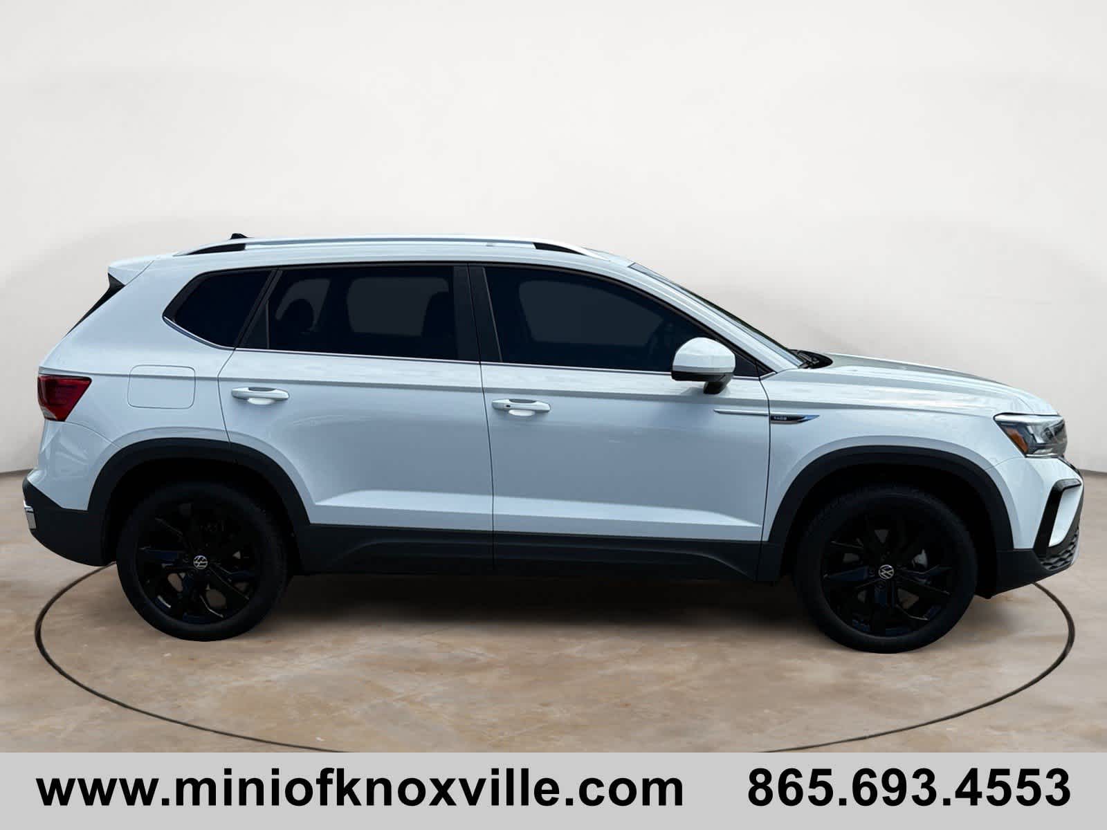 3VVEX7B27RM124206
