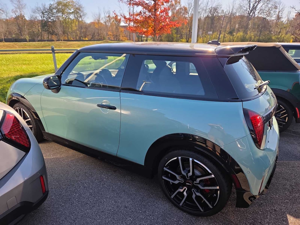 New 2026 MINI 2 Door Signature Plus Hatchback