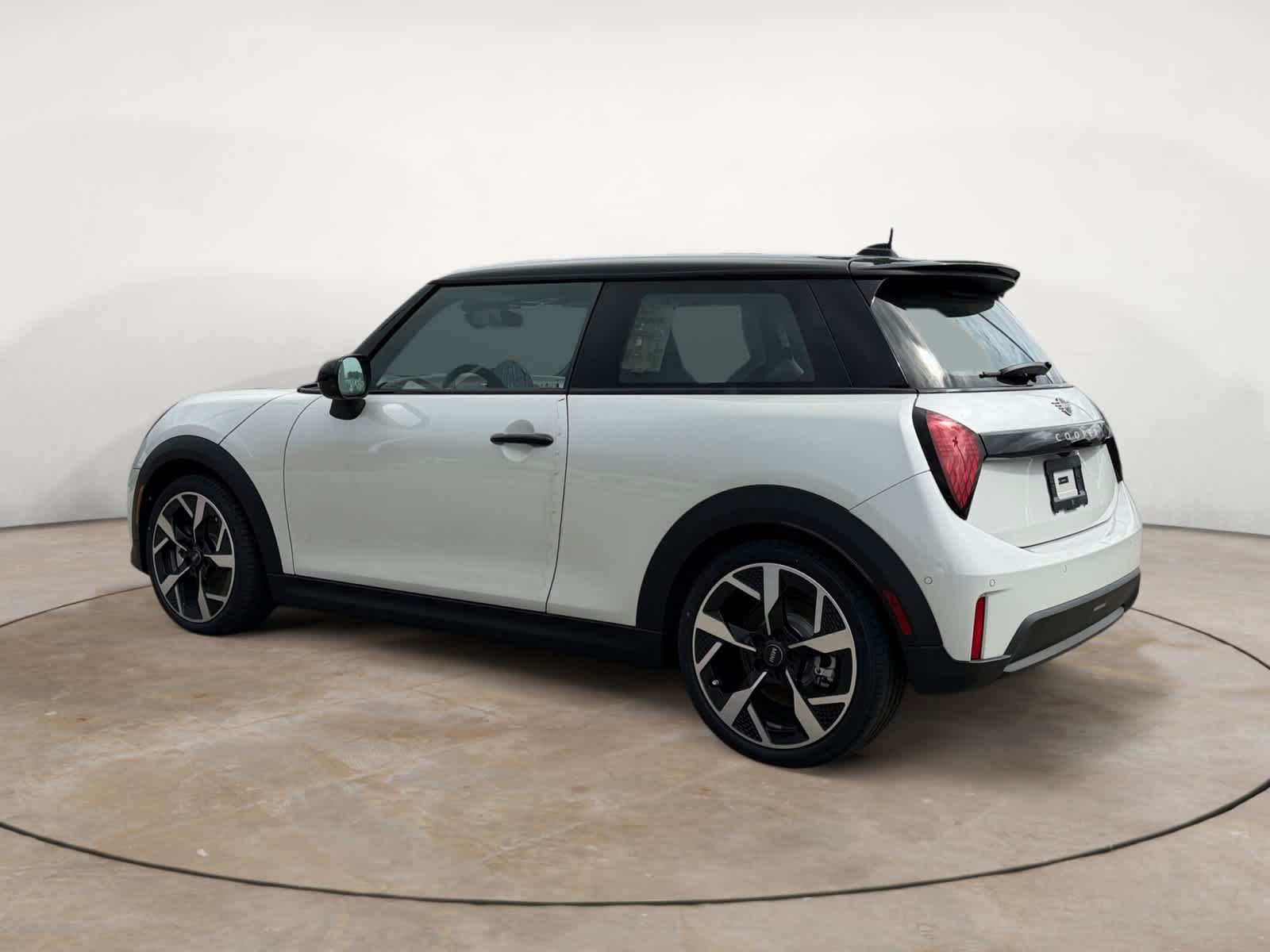 2026 MINI Hardtop 2 Door S - Photo 5
