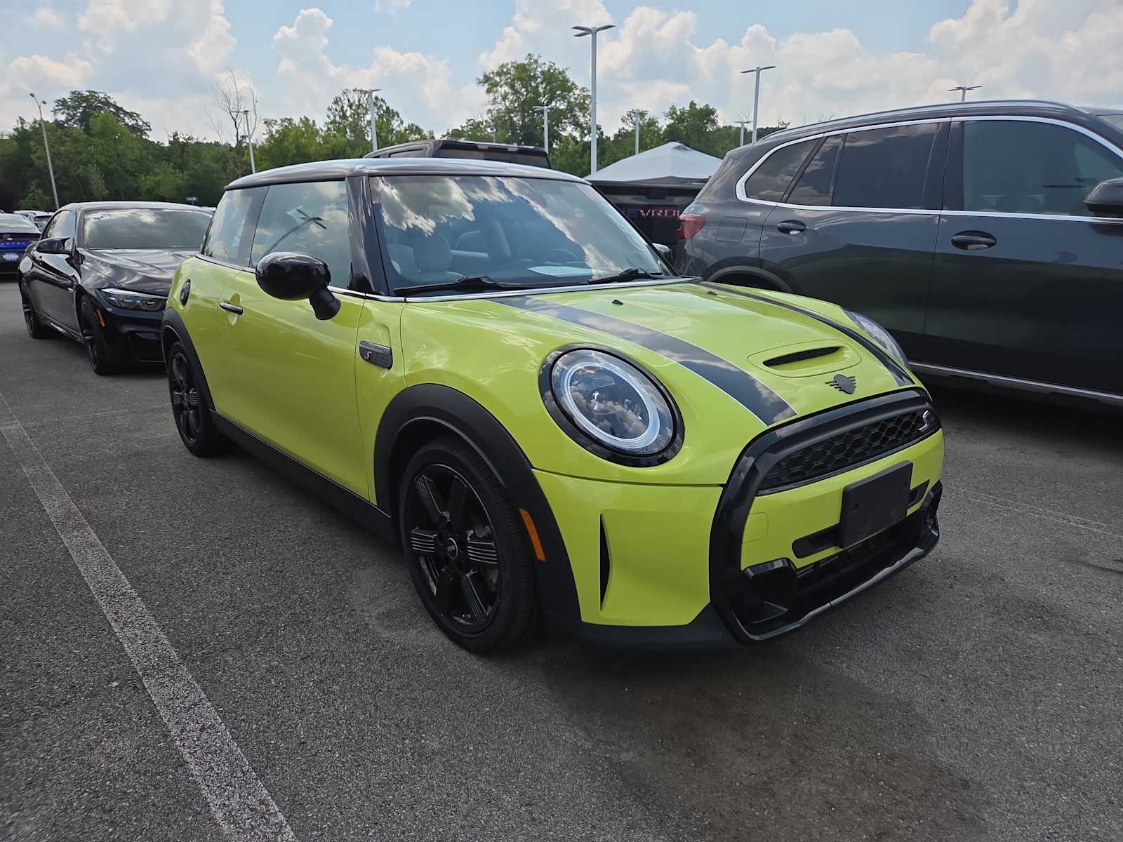 2023 MINI 3 Door S's photo