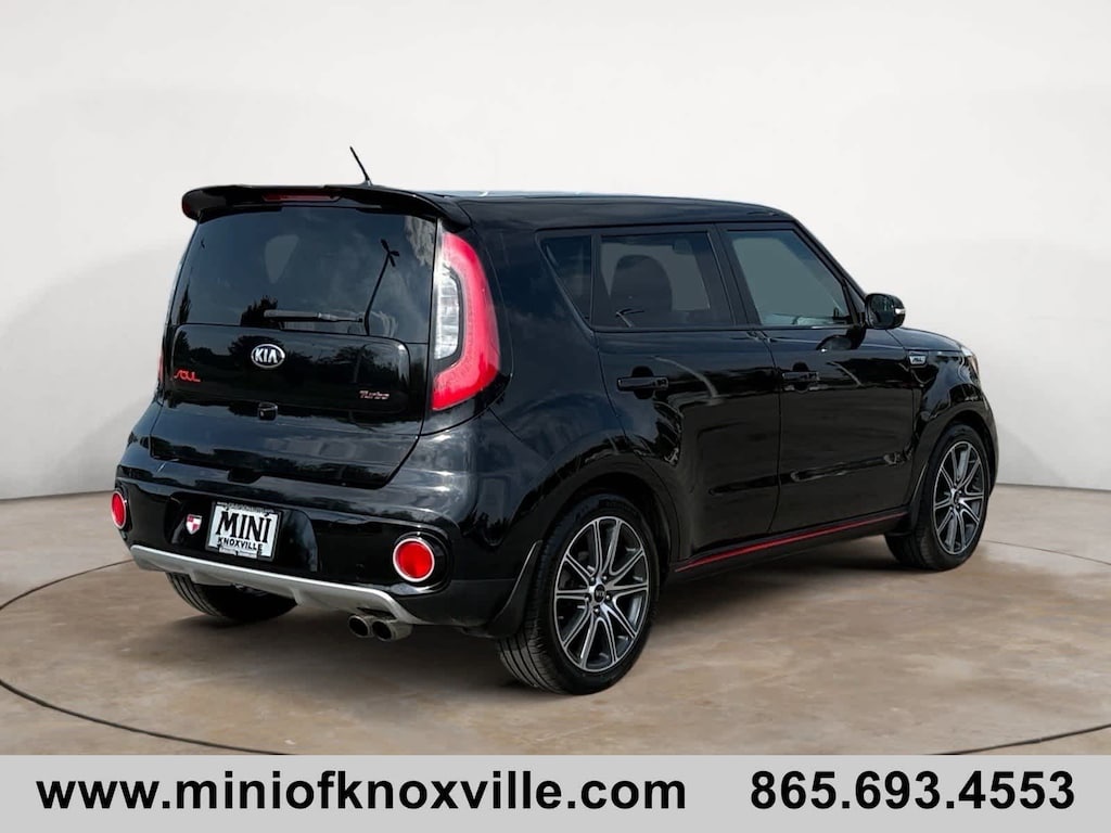 Used 2019 Kia Soul ! Hatchback