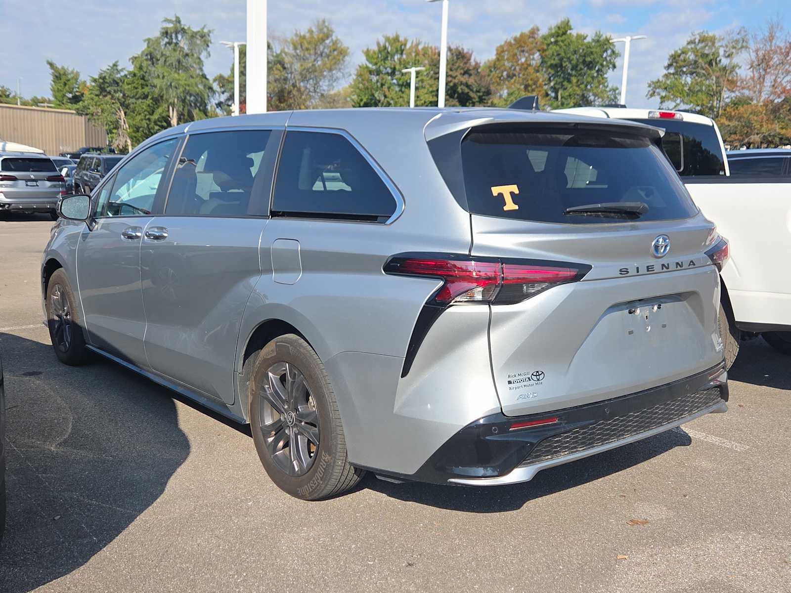 2024 Toyota Sienna XSE photo 4