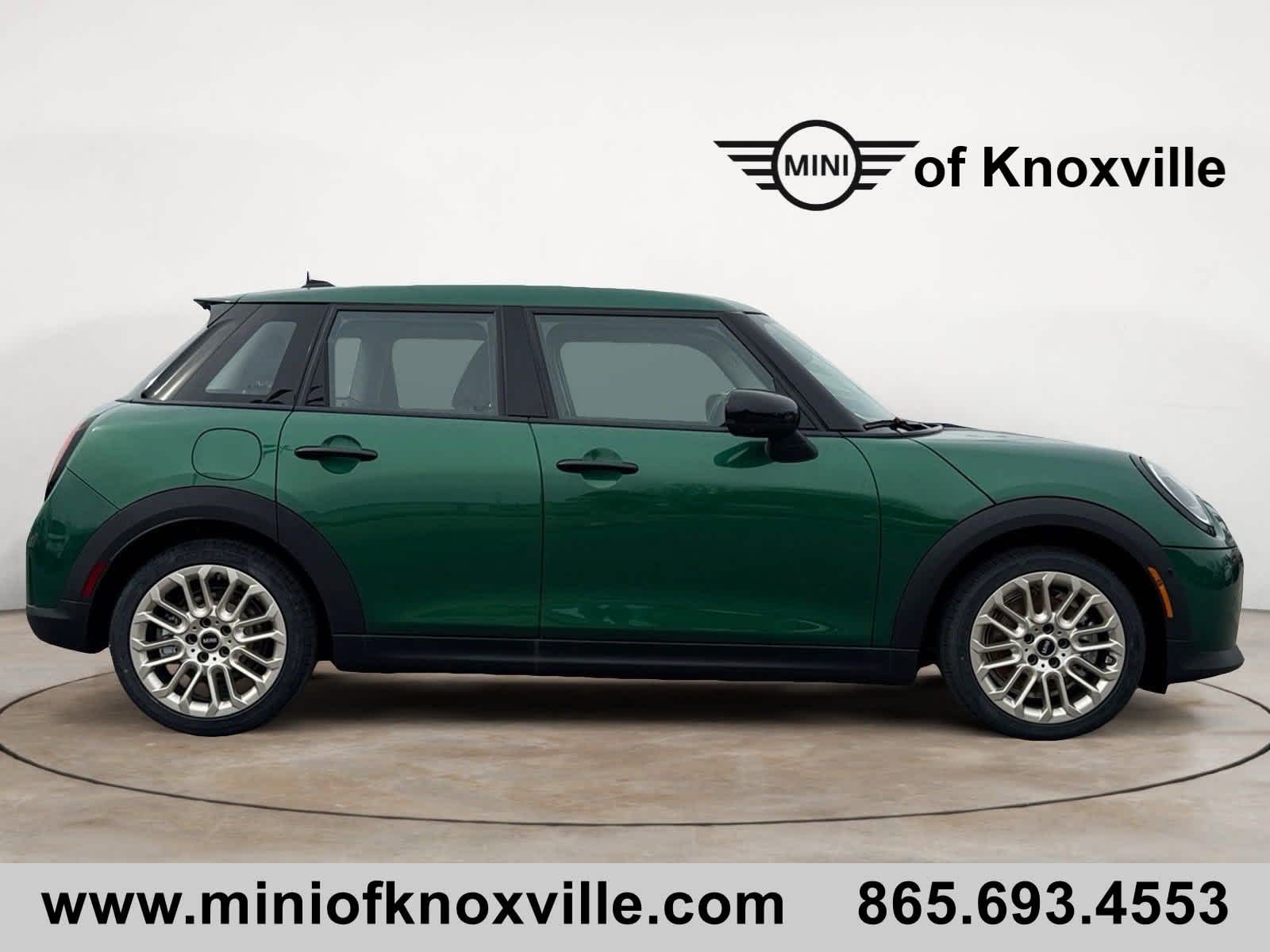 2025 Mini Cooper S Iconic photo 2